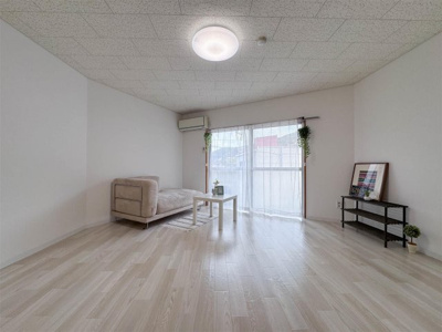 【居間・リビング】 | ヒルサイドハイツ