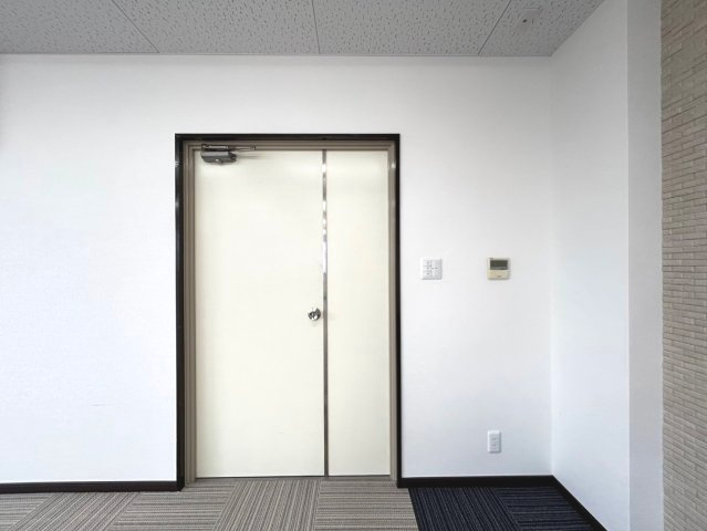 協和ビルの内装