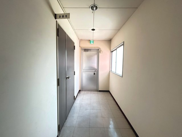 協和ビルの内装