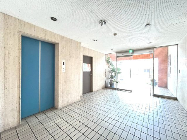 協和ビルの内装