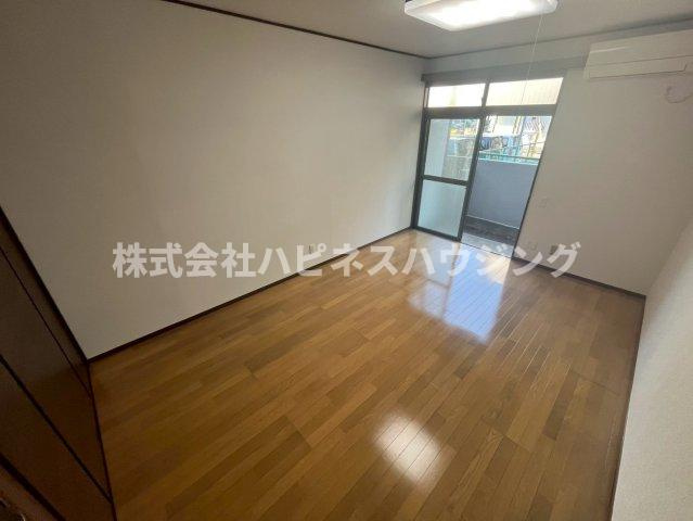 ジュネス亜梨の内装|広々室内