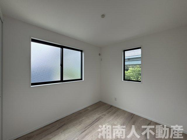 高座郡寒川町宮山の中古一戸建の洋室|ゆったりした洋室です