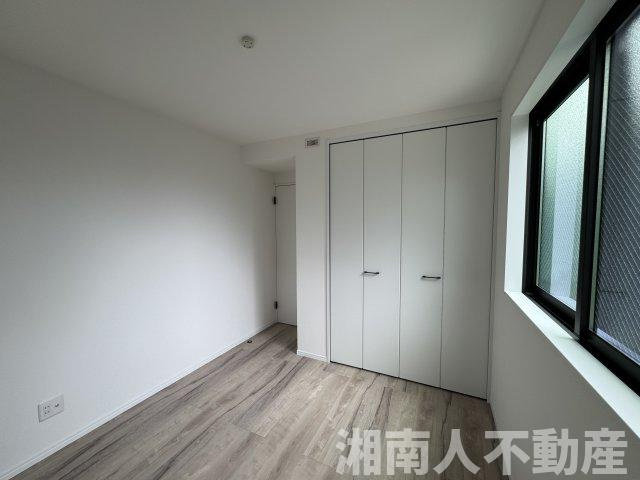 高座郡寒川町宮山の中古一戸建の洋室|広々とした洋室です