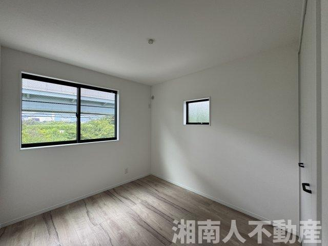 高座郡寒川町宮山の中古一戸建の洋室|コンパクトで使いやすい洋室です