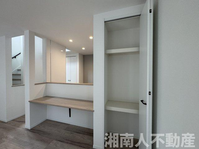 高座郡寒川町宮山の中古一戸建の居間・リビング