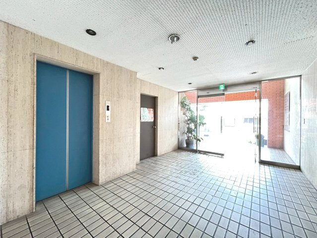 協和ビルの内装