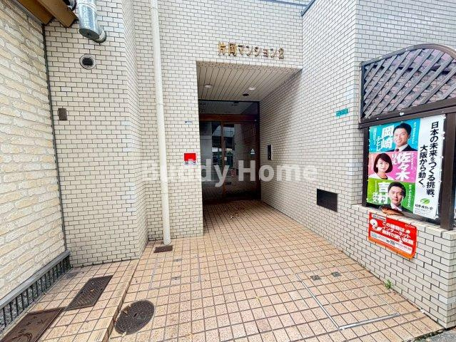 片岡マンション2のエントランス