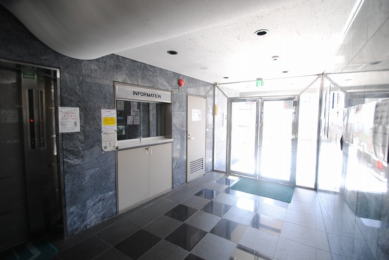 ステイツ久留米のエントランス