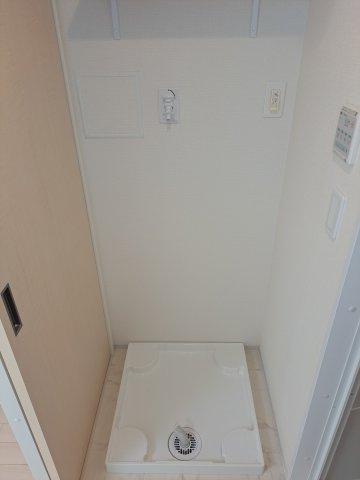 【その他】 | ｃｈａｒｍｅ・ｔｏｉｔ | 室内洗濯機置場です