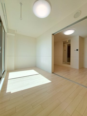 【内装】 | ｃｈａｒｍｅ・ｔｏｉｔ | 室内洗濯干し付きのお部屋です