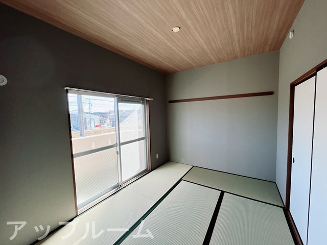サンハイツ如意申の和室