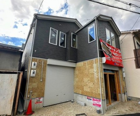 大阪市東淀川区下新庄１丁目の店舗の外観