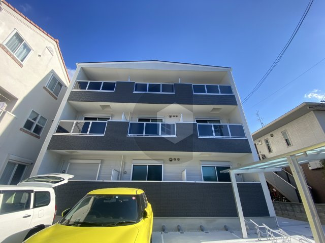 アバンティオ弥刀の外観