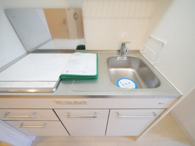 【キッチン】 | SERENiTE谷四 | 料理しやすいキッチンです