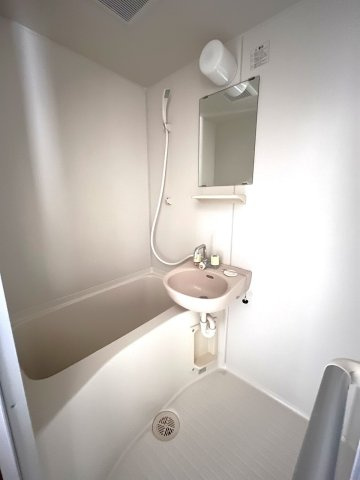 エルコーポの浴室|シャワー・浴槽・洗面台のユニットバス