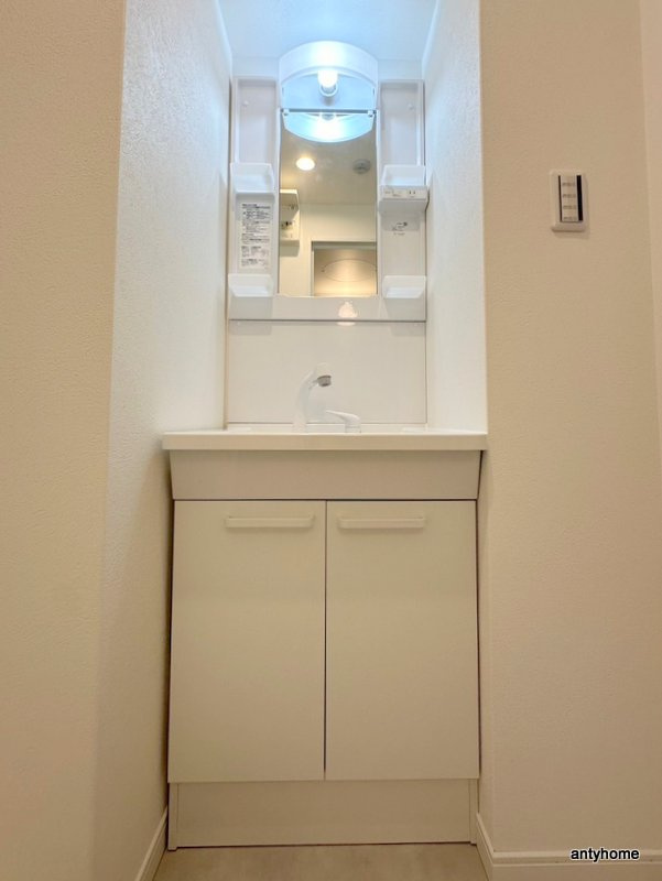 アートレジデンス上町　仲介手数料無料の洗面所