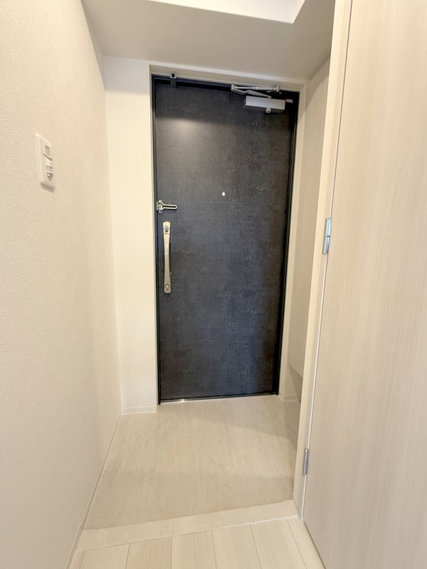 Alivis緑橋　仲介手数料無料の玄関
