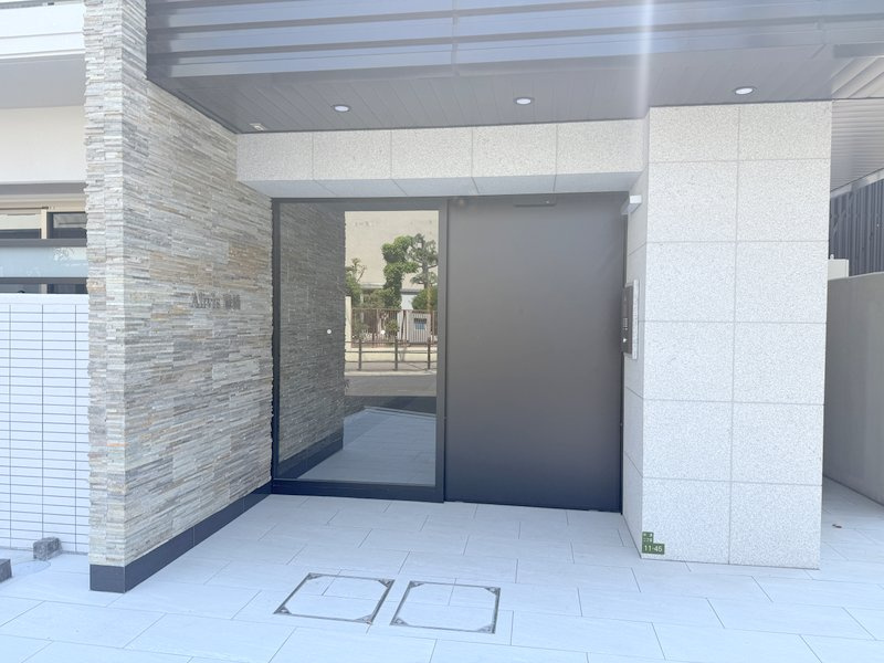 Alivis緑橋　仲介手数料無料のエントランス