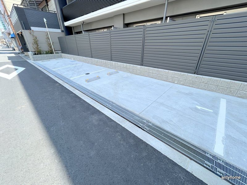 Alivis緑橋　仲介手数料無料の駐車場