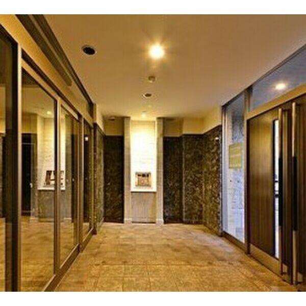 プレサンスNAGOYA桜通ビッグビート　名古屋市賃貸　仲介手数料無料のエントランス