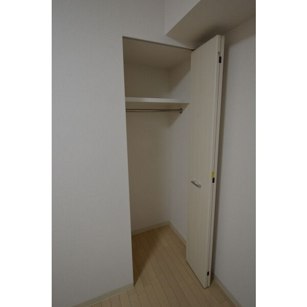 プレサンスNAGOYA桜通ビッグビート　名古屋市賃貸　仲介手数料無料の収納