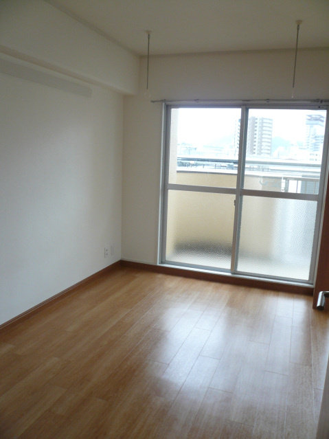 北野ビルの居間・リビング