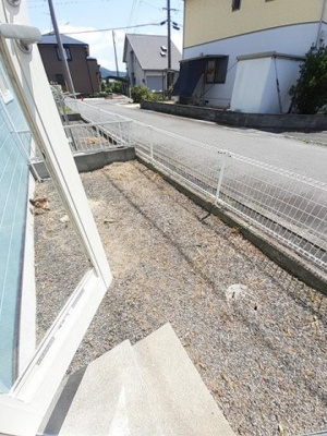 【庭】 | エスポワール２１ | たまにはお庭で休日を過ごしてみるのもよいかもしれません