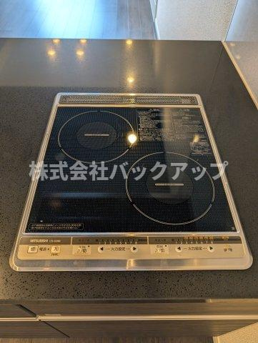 ウェルブライト博多ステーションの駐車場