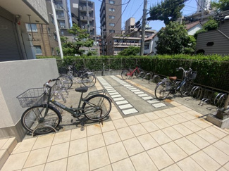 【その他共用部分】 | 駐輪スペース　各戸1台お停めいただけます