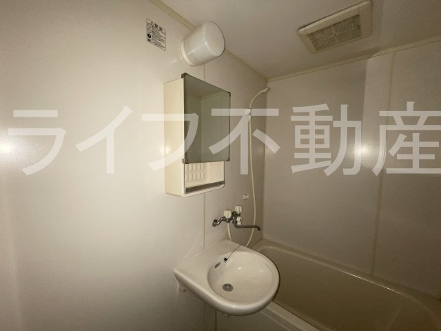 YNハウスの独立洗面台|独立洗面台で身支度をすべて済ませてしまいましょう