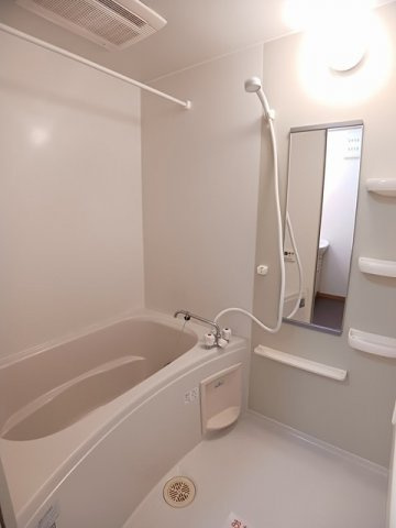 トゥジュールヴェールの浴室