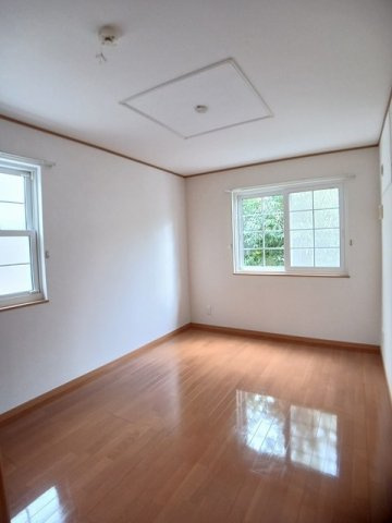 トゥジュールヴェールの内装