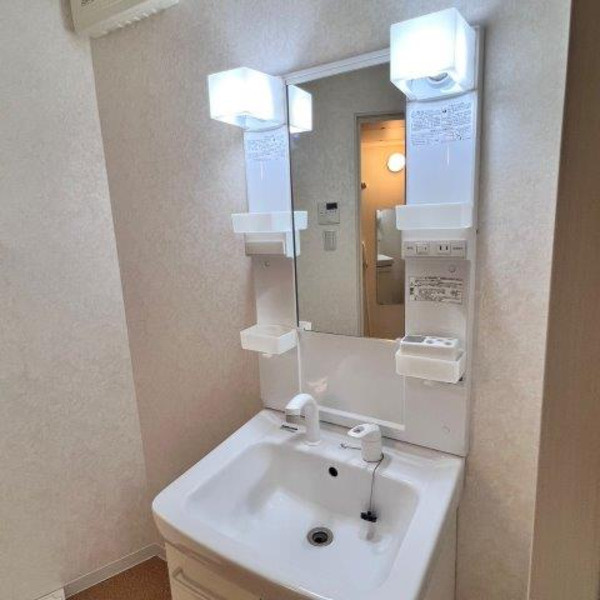 ﾗﾑｱﾝﾄﾞｴﾇｴﾝﾀ-ﾌﾟﾗｲｽﾞの洗面所