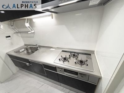 【キッチン】 | ダイアパレス西明石 | 使い勝手を考慮したキッチン。冷蔵庫や食器等のスペースも確保できます♪