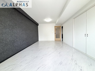 【居間・リビング】 | ダイアパレス西明石 | 明るく広々LDK！！ご家族の団らんにゆったりした空間♪