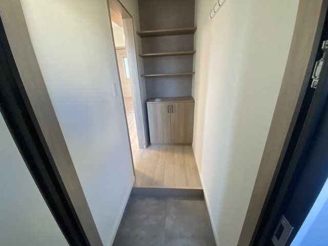アプリコット緑ヶ丘の玄関