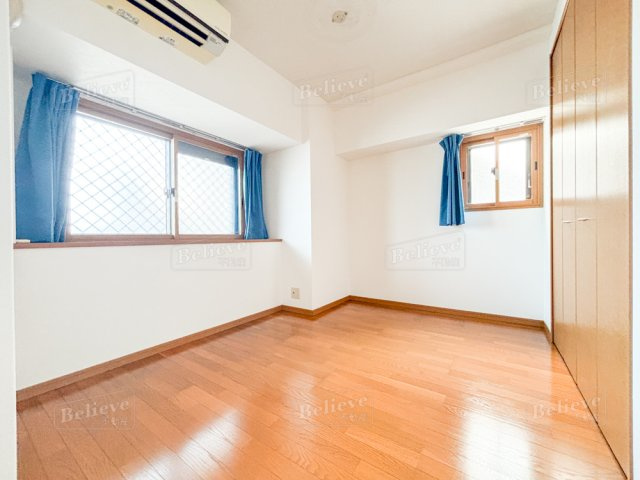 エバーライフネアシティ久留米壱番館の寝室|クローゼット付の寝室です☆