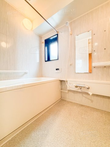 エバーライフネアシティ久留米壱番館の浴室|追い焚き・浴室乾燥機付きのお風呂です♪