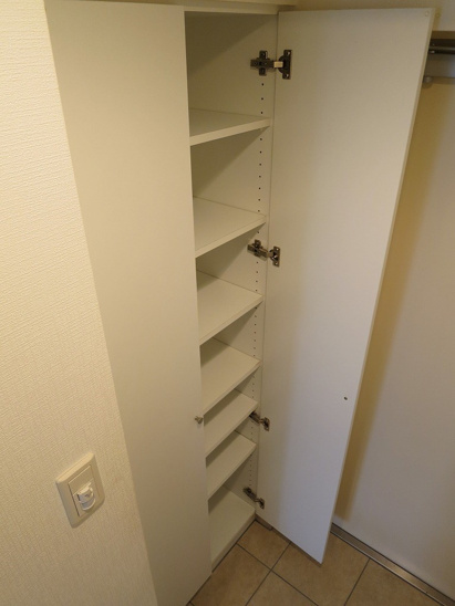 【収納】エスライズ新神戸 