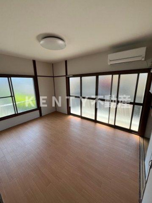 【居間・リビング】 | 西六郷3丁目戸建て | ゆったりとしたリビングです