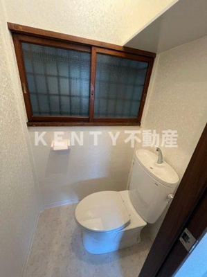 【トイレ】 | 西六郷3丁目戸建て | 清潔感のあるトイレです