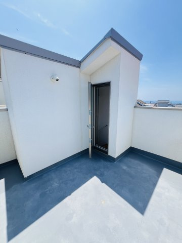 Sky Deck House 湘南七里ガ浜のバルコニー