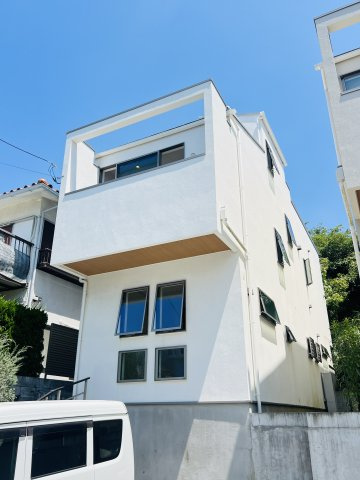 Sky Deck House 湘南七里ガ浜の外観