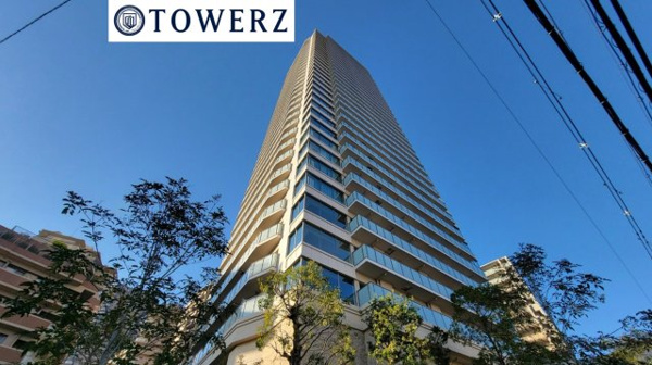 【外観】 | 【外観】上本町に新しい景色を描く、水と森のタワーレジデンス。天へと向かう伸びやかなシルエット。