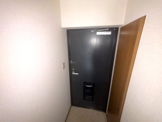 パインリッチⅠの玄関