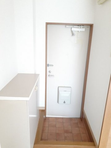 ニューシティ中川の玄関