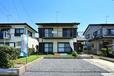 【外観】 | 邑楽郡大泉町朝日　中古住宅 | 内外装リフォーム済みのきれいな物件です！
ぜひ一度ご見学ください！