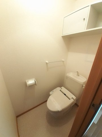 サンリット　ヴィラ　Ⅰのトイレ|コンパクトで使いやすいトイレです