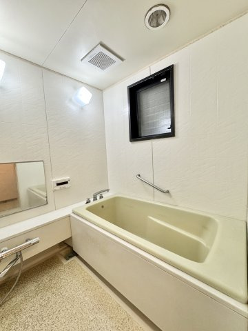 ディアレスト四ツ池の浴室