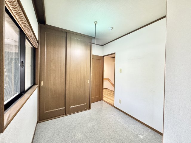 ディアレスト四ツ池の洋室